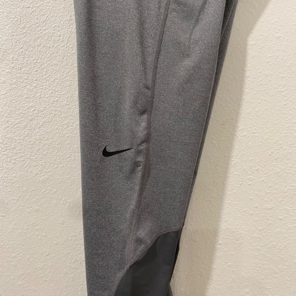 Nike Pro Women's Training Leggings size M Dri-Fit Tight Fit Full Length Legging - Picture 11 of 12